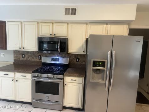 6 Nancy Court Jackson NJ 08527
