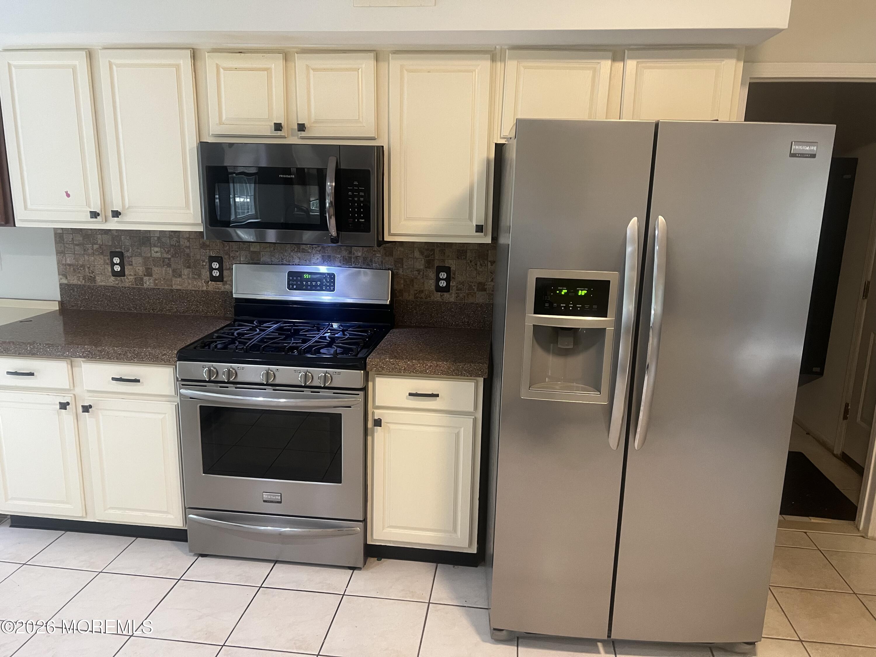 6 Nancy Court Jackson NJ 08527