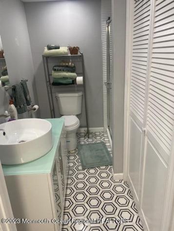 293 Lawrence Avenue Oakhurst NJ 07755