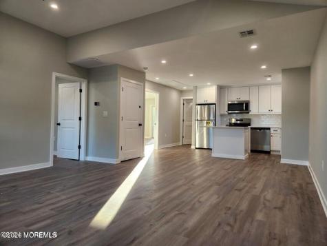 158 Mabel Avenue Leonardo NJ 07737