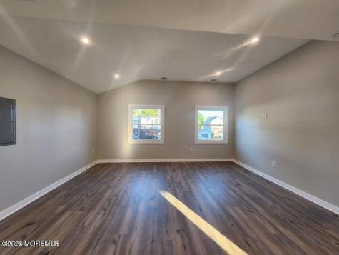 158 Mabel Avenue Leonardo NJ 07737