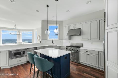 15 Tradewinds Lane Sea Bright NJ 07760
