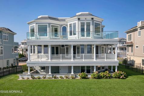15 Tradewinds Lane Sea Bright NJ 07760