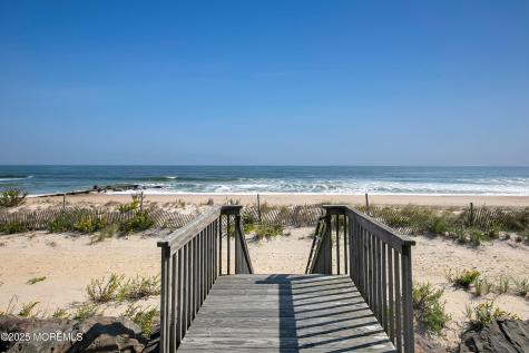 15 Tradewinds Lane Sea Bright NJ 07760