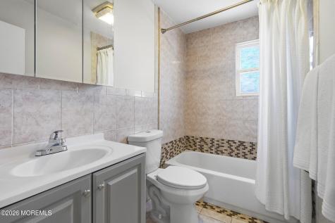 180 Greenwood Loop Road Brick NJ 08724