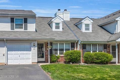 216 Coldspring Court Franklin NJ 08873