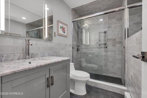 F-4 Hillside Court Highlands NJ 07732