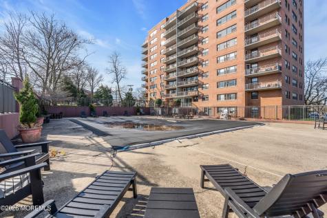 10 Ocean Boulevard Atlantic Highlands NJ 07716