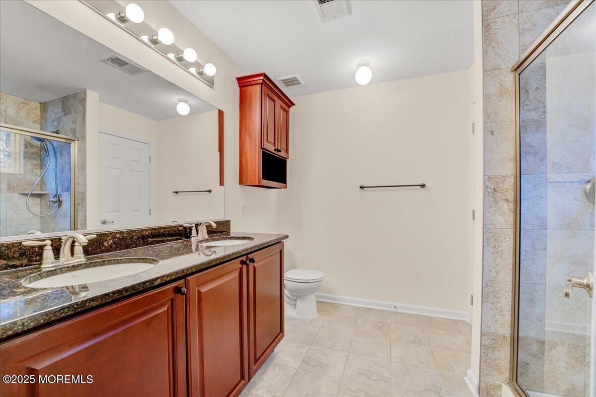 28 Santa Rosa Lane Tinton Falls NJ 07753
