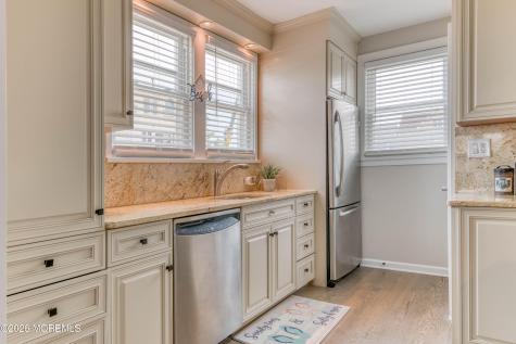 2 Via Ripa Way Sea Bright NJ 07760