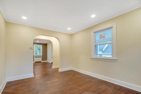 407 Redmond Avenue Oakhurst NJ 07755
