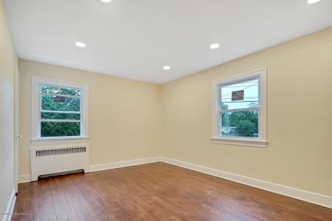 407 Redmond Avenue Oakhurst NJ 07755