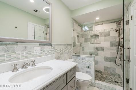 15 N Street Seaside Park NJ 08752