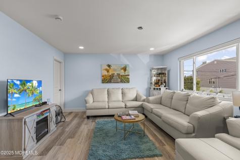 1 Osborne Place Rumson NJ 07760