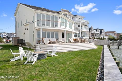 7 Circle Drive Monmouth Beach NJ 07750
