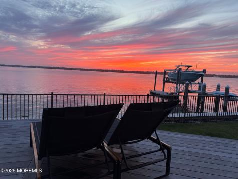 7 Circle Drive Monmouth Beach NJ 07750