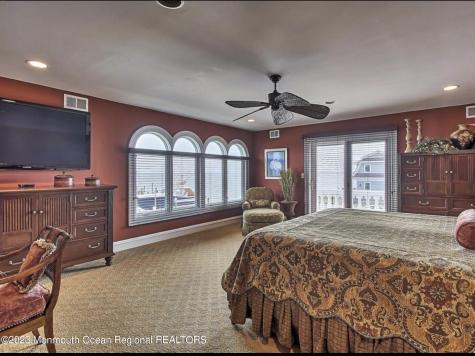 220 Pointe Drive Mantoloking NJ 08738