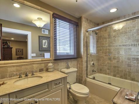 220 Pointe Drive Mantoloking NJ 08738