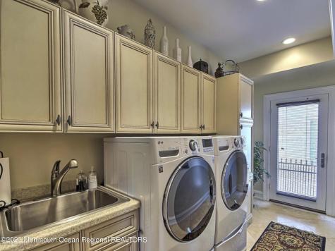 220 Pointe Drive Mantoloking NJ 08738