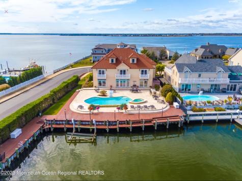 220 Pointe Drive Mantoloking NJ 08738