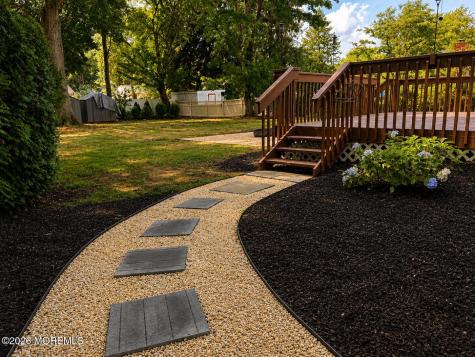 253 Parkview Terrace Lincroft NJ 07738