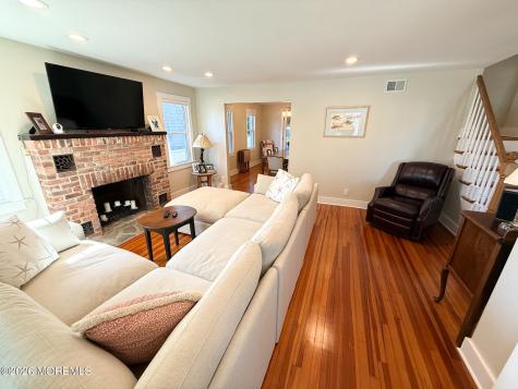 25 Ocean Avenue Manasquan NJ 08736