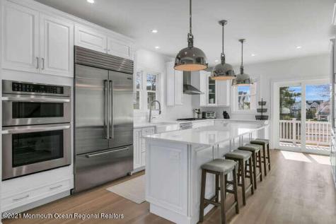 916 Ocean Avenue Mantoloking NJ 08738
