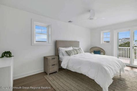 916 Ocean Avenue Mantoloking NJ 08738