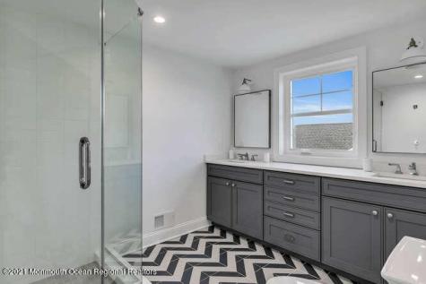 916 Ocean Avenue Mantoloking NJ 08738