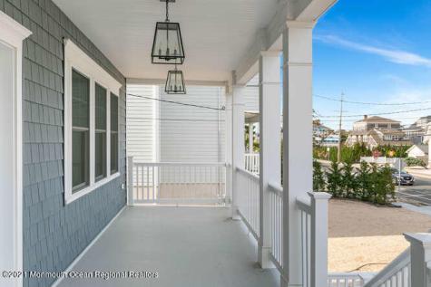 916 Ocean Avenue Mantoloking NJ 08738