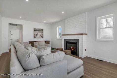 916 Ocean Avenue Mantoloking NJ 08738
