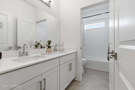 10 Carlisle Court Howell NJ 07731