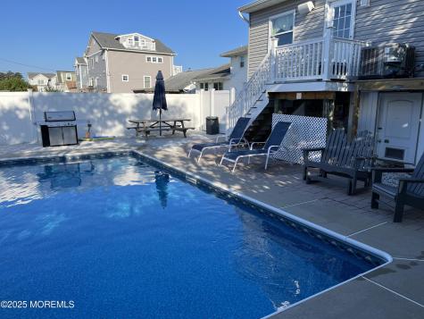 32 Niblick Street Point Pleasant Beach NJ 08742