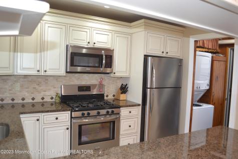 11 3rd Avenue Seaside Park NJ 08752