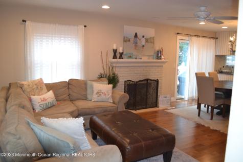 11 3rd Avenue Seaside Park NJ 08752