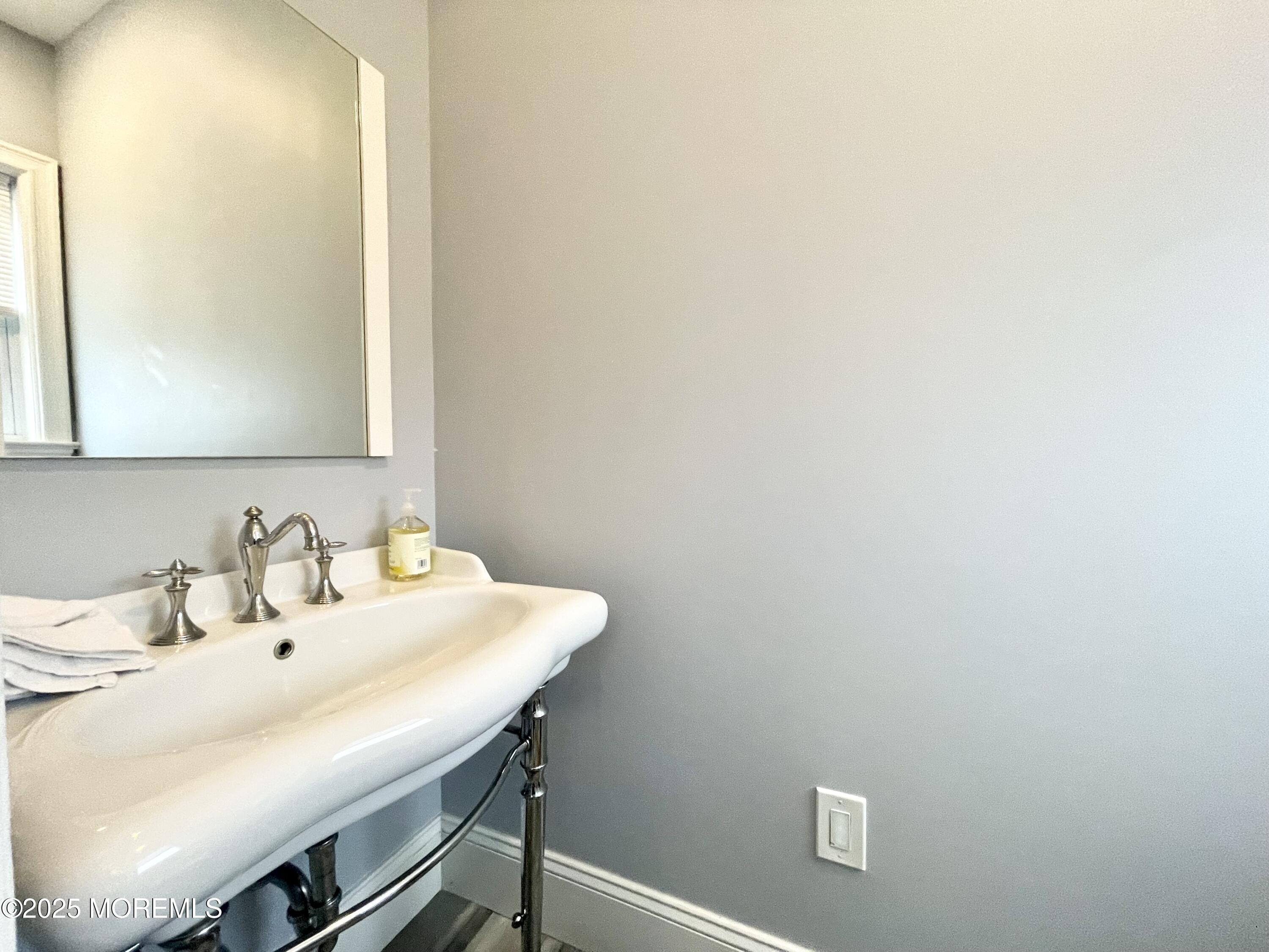 125 Cedar Avenue Allenhurst NJ 07711