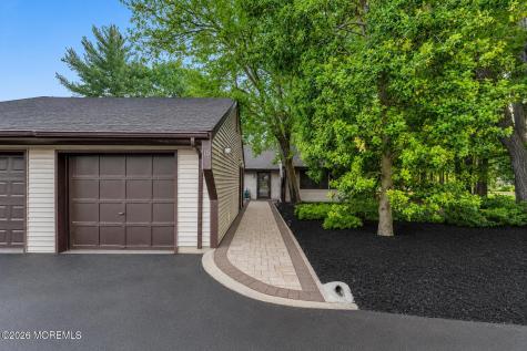 16 E Bluebell Lane Mount Laurel NJ 08054