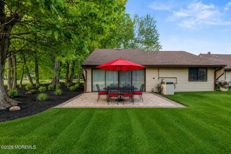 16 E Bluebell Lane Mount Laurel NJ 08054