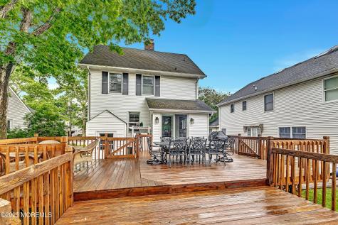 370 E Main Street Manasquan NJ 08736