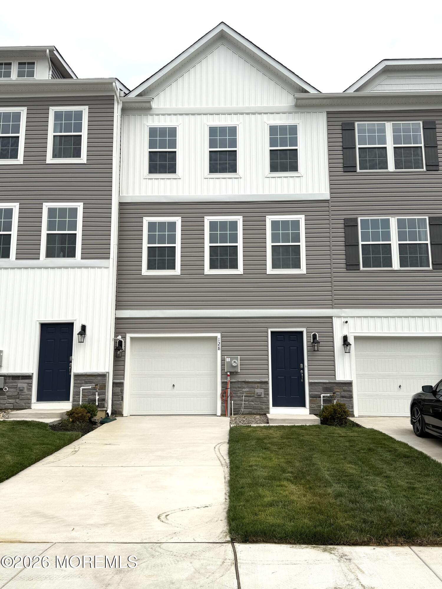 128 Essex Drive Sicklerville NJ 08081
