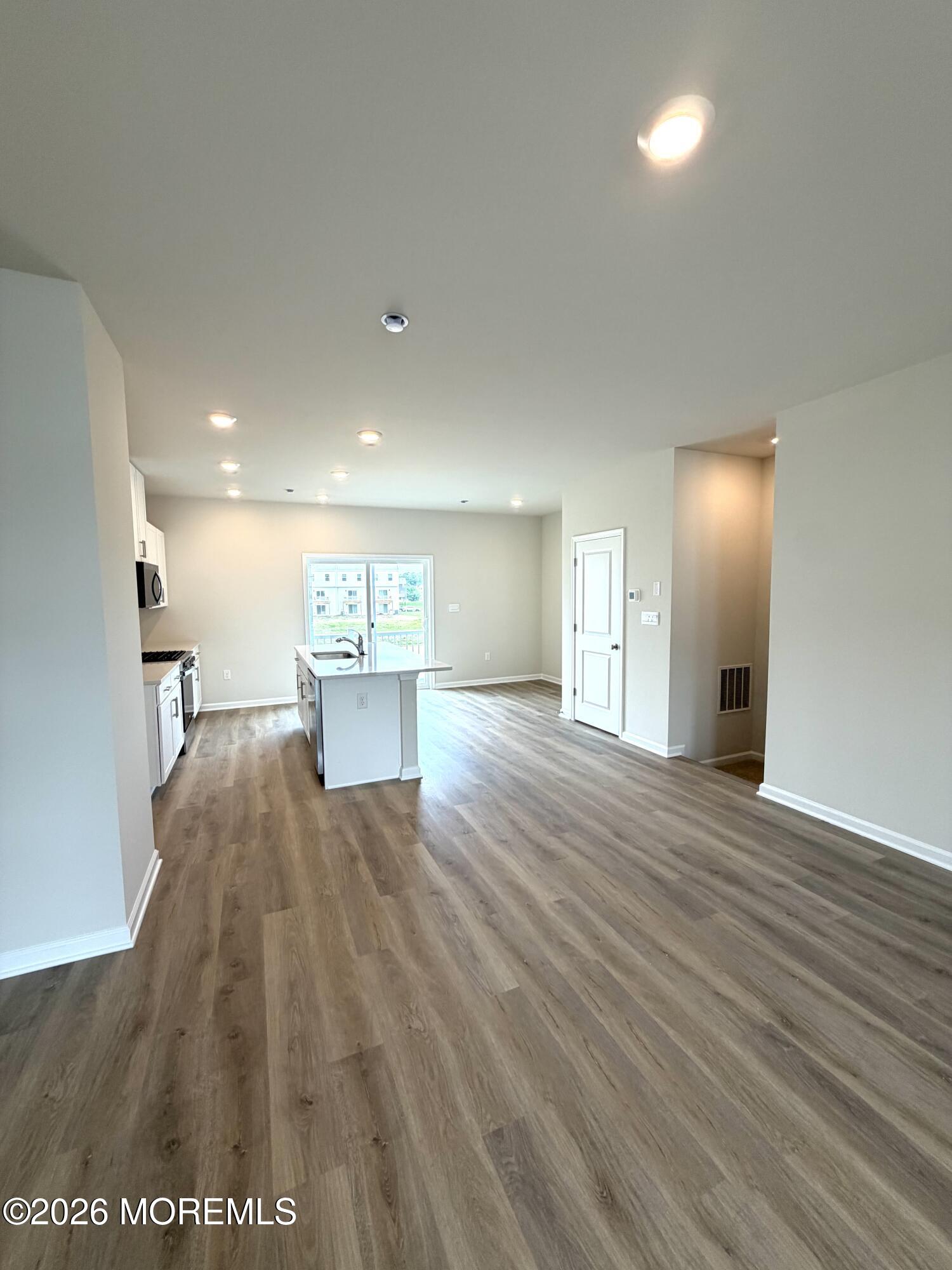 128 Essex Drive Sicklerville NJ 08081