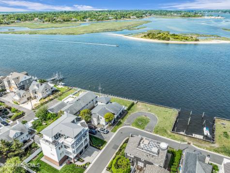 14 Willow Way Sea Bright NJ 07760
