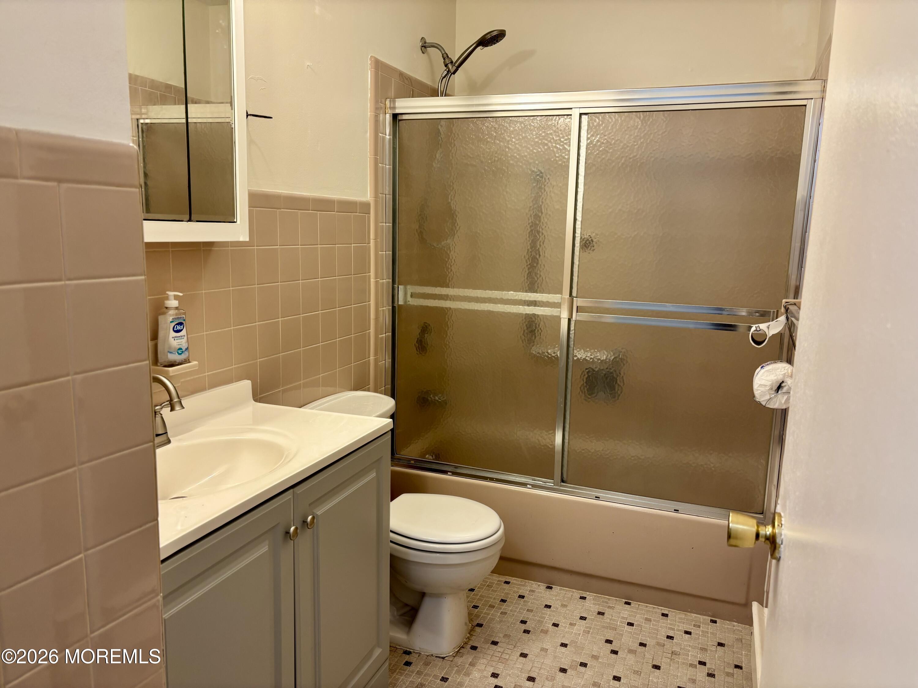 1192B Clydebank Court Lakewood NJ 08701