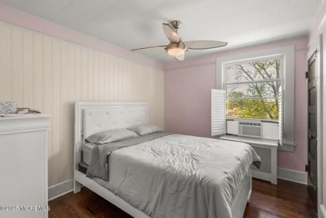 496 W Park Avenue Ocean Twp NJ 07755