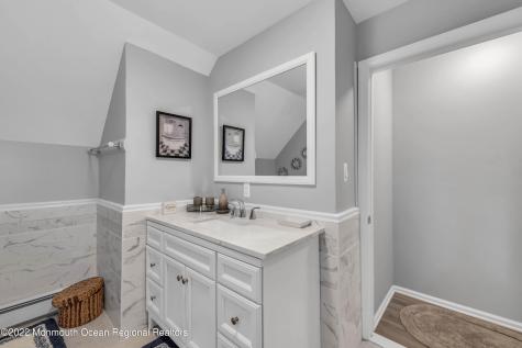 512 Main Avenue Bay Head NJ 08742