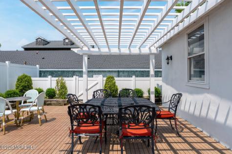 512 Main Avenue Bay Head NJ 08742