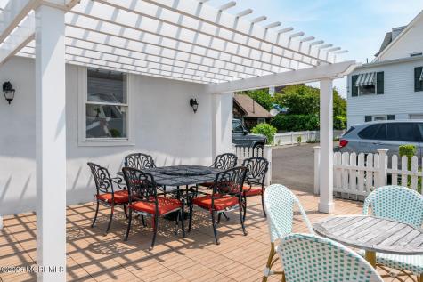 512 Main Avenue Bay Head NJ 08742