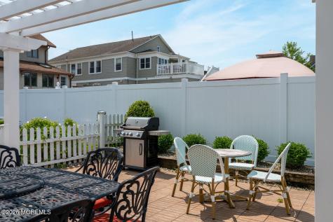 512 Main Avenue Bay Head NJ 08742