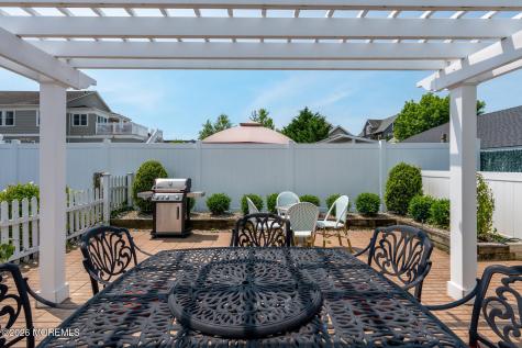 512 Main Avenue Bay Head NJ 08742
