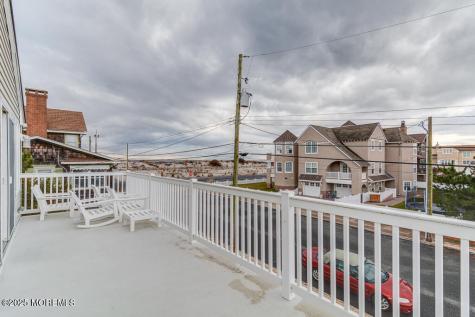 10 E Street Seaside Park NJ 08752